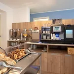 Miramare Aparthotel