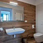 Miramare Aparthotel 4*