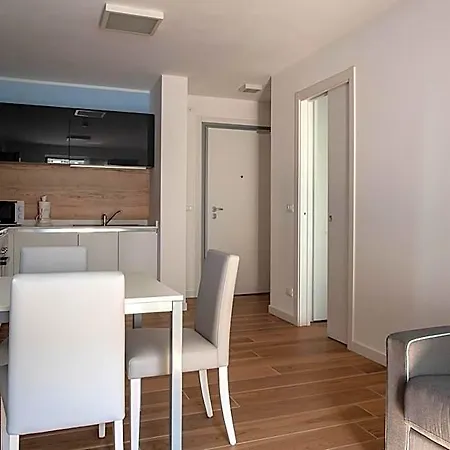Miramare Hotel apartamentowy