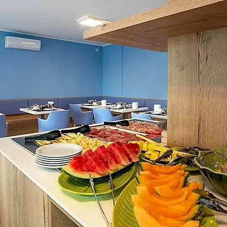 Hotel apartamentowy Miramare