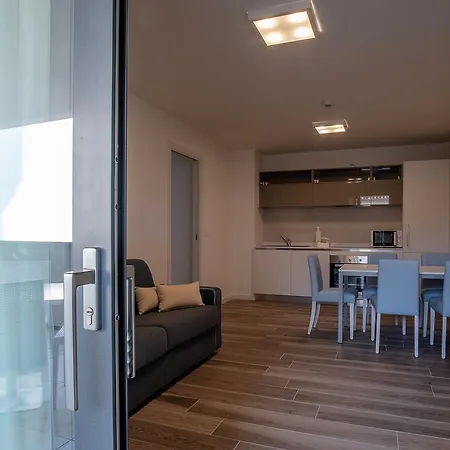 Apartahotel Miramare 4*