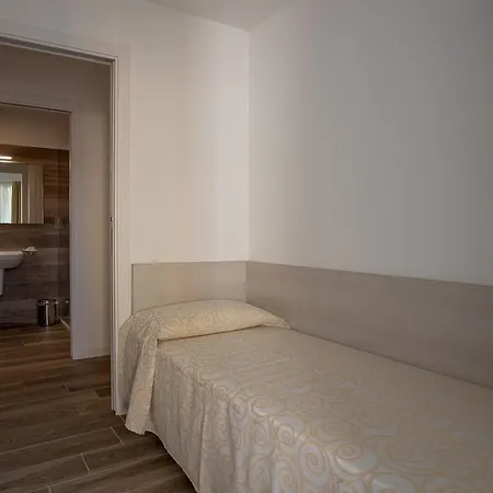 Hotel apartamentowy Miramare 4*