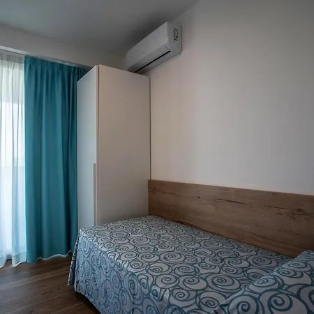 Miramare Hotel apartamentowy